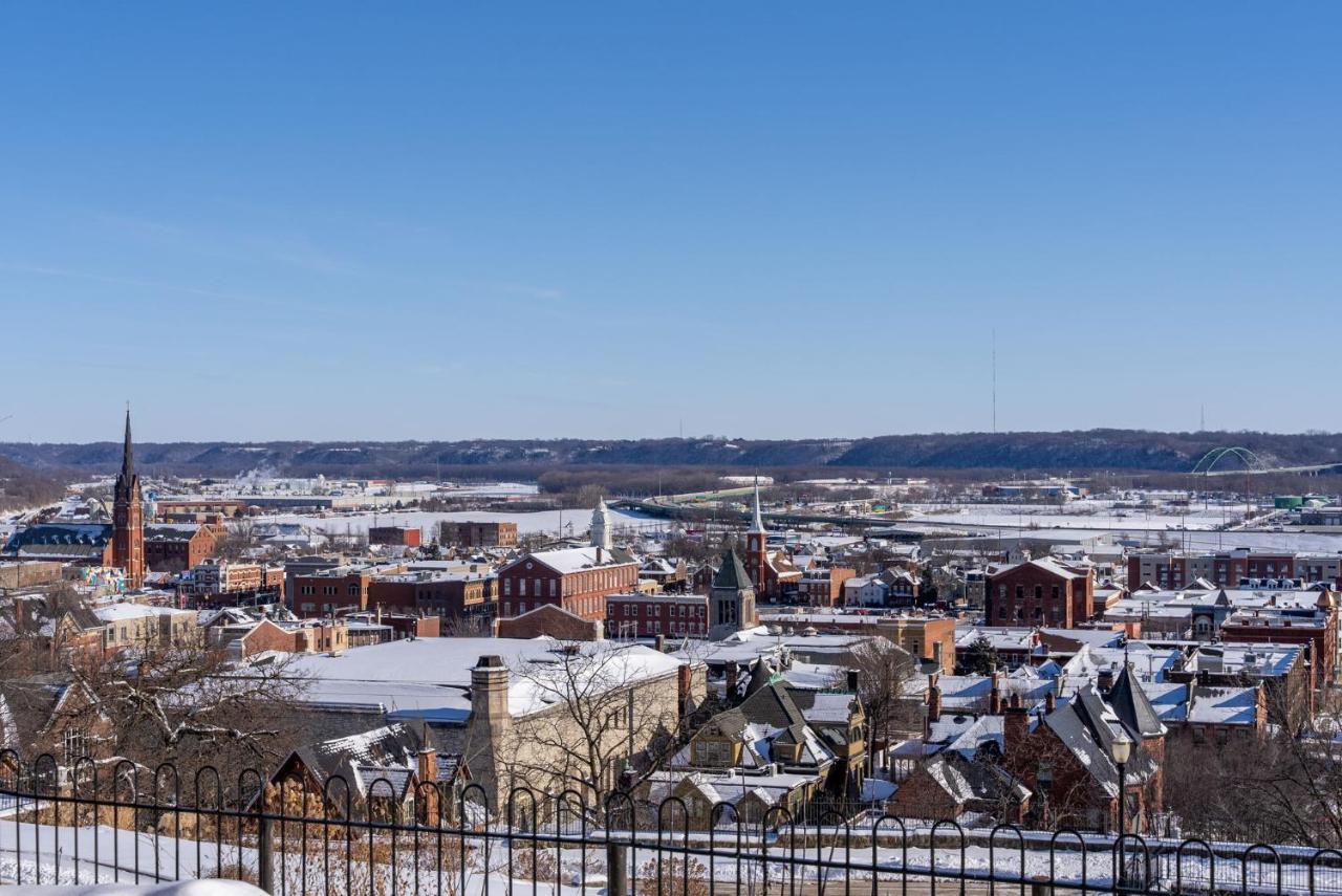 Dubuque'S Front Porch, Historic Charmer, Walk Downtown Exterior foto